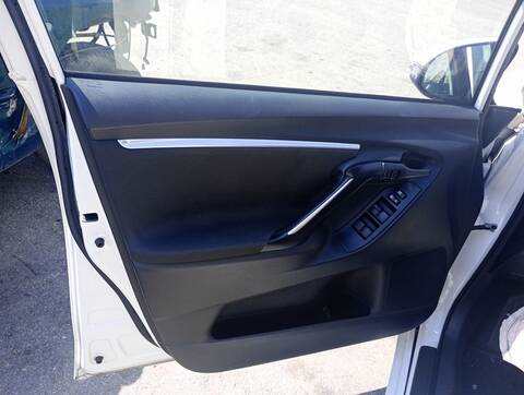 Tapizados Cartoneras Toyota Verso ADVANCE 112CV 82KW