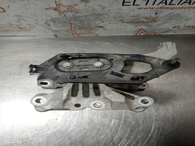 Foto 4ª: Soporte Motor Toyota Proace COMBI L1 VX 102CV 75KW [YHR] (2022)