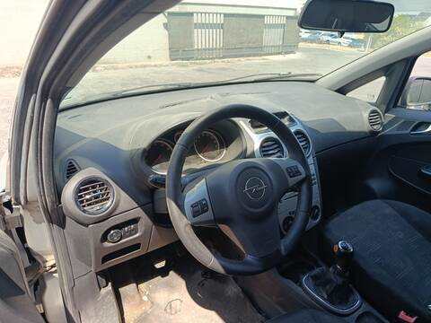 Salpicadero Opel Corsa A14XER