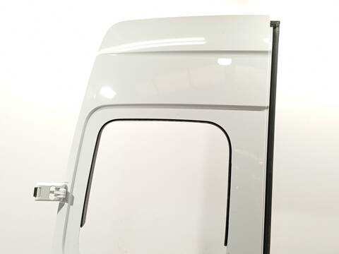 Foto 3ª: Puerta Trasera Izquierda Mercedes Sprinter 419 CDI RWD 907.643 907.645 907.647) 190CV 140KW FURGONETA [654920] (2024)