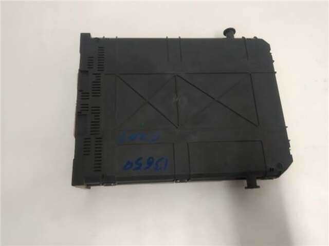 Foto 3ª: Caja Reles Fusibles Peugeot 207 1.6 HDI [9HX (DV6ATED4)]