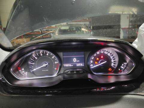Cuadro de Instrumentos Peugeot 208 8F01