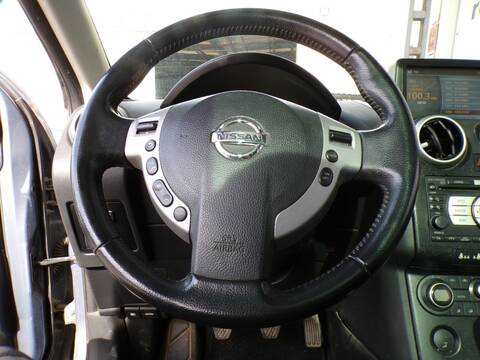 Volante Nissan Qashqai MR20
