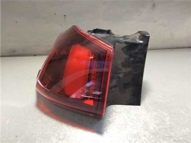 Piloto Trasero Izquierdo Peugeot 2008 1.2 SIGNATURE [1.2 LTR. - 60 KW 12V E-VTI - PURETECH]