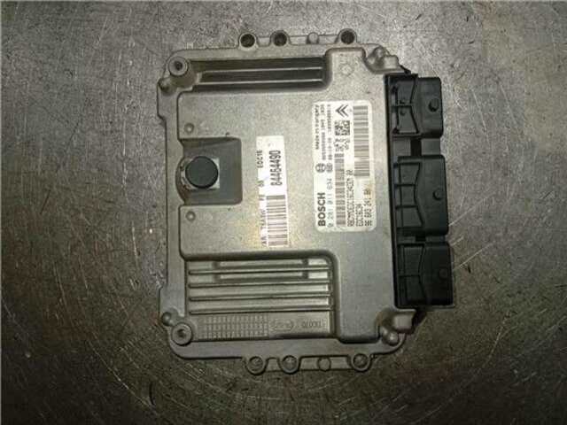 Foto 2ª: Centralita Motor ECU Peugeot 307 1.6 X-LINE [1.6 LTR. - 80 KW HDI FAP CAT (9HZ - DV6TED4)] [9HZ (DV6TED4)]