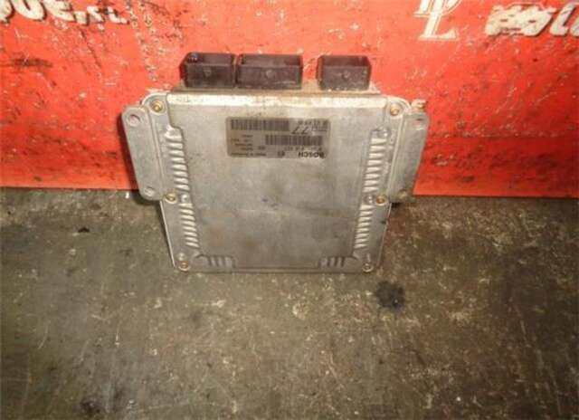 Centralita Motor ECU Peugeot 406 2.0 HDI 90