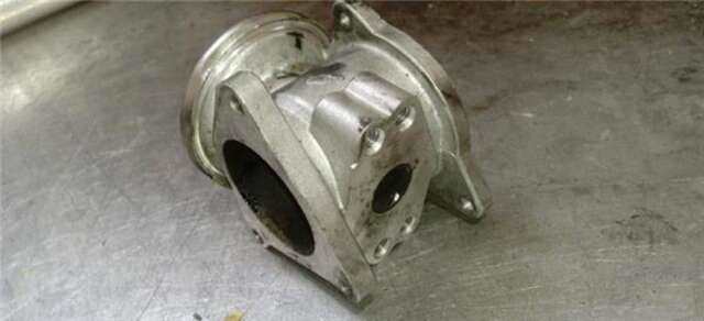 Foto 3ª: Valvula EGR Mitsubishi Grandis 2.0 DI-D INFORM [2.0 LTR. - 100 KW DI-D CAT] [BSY]