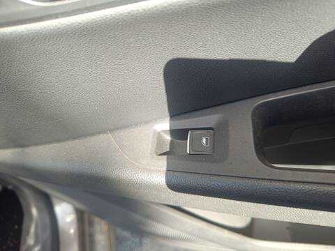 Botonera Elevalunas Seat Leon FR 150CV 110KW