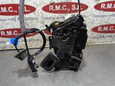 Foto 3ª: Cerradura Puerta Trasera Izquierda Seat Leon ERENCE 110CV 81KW [CXX] (2016)
