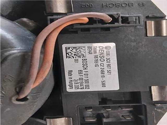 Foto 3ª: Calefacción Volkswagen Passat 2.0 TDI 16V BERLINA 140CV 103KW [BKP] (2005)