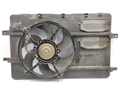 Foto 2ª: Electroventilador Mitsubishi Colt 1.1 Z31A Z32A) 75CV 55KW [134910] (2005)