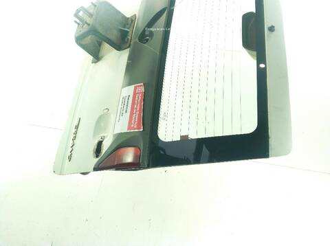 Foto 2ª: Portón Nissan Terrano 2.7 TDI 4WD [TD27TI] (1992)