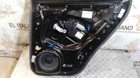 Foto 2ª: Elevalunas Manual Trasero Derecho Volkswagen Touareg TDI V6 225CV 165KW [BKS] (2006)