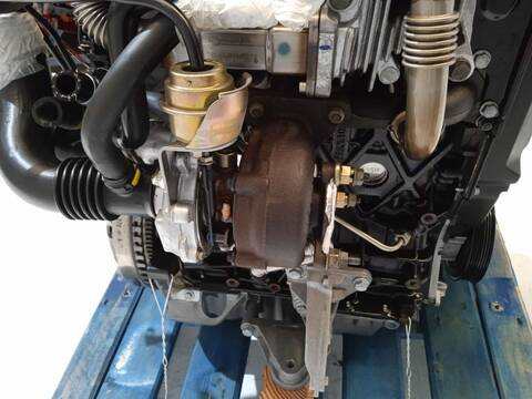 Foto 3ª: Motor Completo Renault Scenic GRAND LUXE DYNAMIQUE 120CV 88KW [F9Q] (2005)