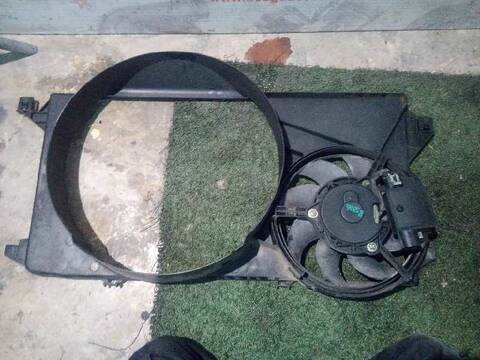 Foto 3ª: Electroventilador Ford Transit FT 300 M CABINA SIMPLE MEDIA 125CV 92KW CAJA ABIERTA [CYRB] (2013)