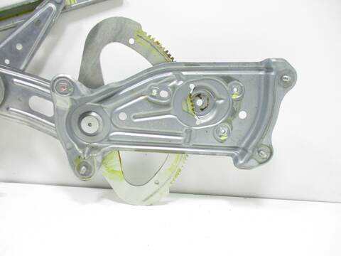 Foto 3ª: Elevalunas Manual Trasero Izquierdo Renault Scenic K9K G8 (2010)