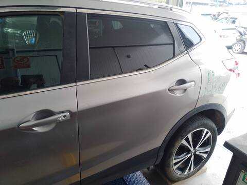 Foto 2ª: Puerta Trasera Izquierda Nissan Qashqai N-STYLE 116CV 85KW [K9K] (2020)