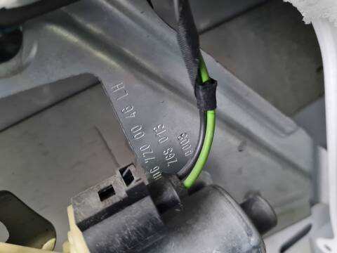 Foto 2ª: Elevalunas Eléctrico Delantero Izquierdo Mercedes Sprinter 310/313/316 CDI 906.631/633/635/637) 95CV 70KW CAJA CERRADA [651955] (2014)