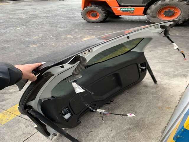 Foto 2ª: Portón Land Rover Discovery 2.0 DTD 179CV 0CV [204DTD] (2018)