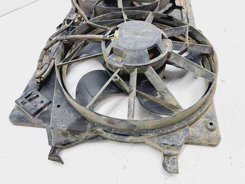 Foto 3ª: Electroventilador Ford Focus 1.6 16V CAT BERLINA 100CV 74KW [FYDB] (2002)