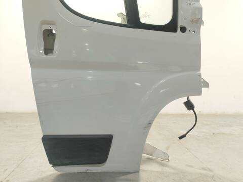 Foto 2ª: Puerta Delantera Derecha Peugeot Boxer 2.2 BLUEHDI 140 140CV 103KW FURGONETA [4HB (DW12RUD)] (2021)