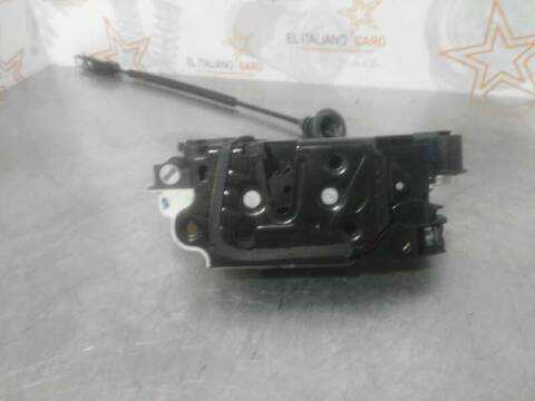 Foto 4ª: Cerradura Puerta Trasera Izquierda Volkswagen Jetta SPORT 105CV 77KW [CAY] (2011)