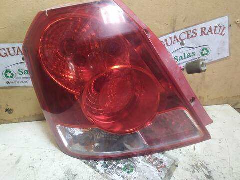 Piloto Trasero Izquierdo Chevrolet Kalos B12S1