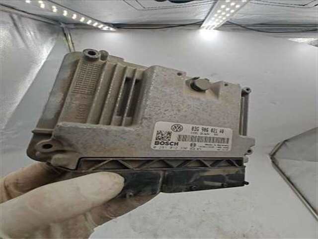 Foto 2ª: Centralita Motor ECU Volkswagen Caddy 1.9 LIFE [1.9 LTR. - 77 KW TDI] [BLS]