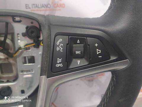 Foto 2ª: Volante Opel Meriva ESSENTIA 101CV 74KW [B14XER] (2014)