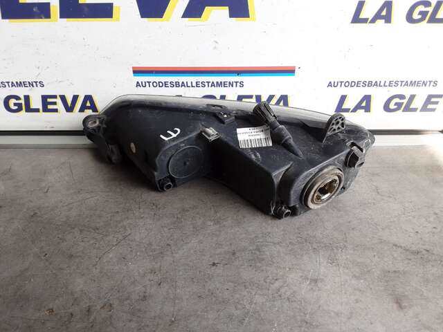 Foto 2ª: Faro Antiniebla Delantero Izquierdo Volkswagen Golf 2.0TDI150CV [CRBC] (2014)
