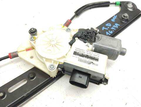 Foto 4ª: Elevalunas Manual Trasero Derecho Bmw X3 2.0D 150CV 110KW [M47/T2] (2006)