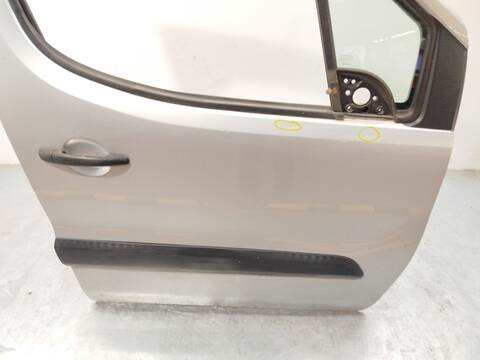 Foto 4ª: Puerta Delantera Derecha Peugeot Partner 1.6 HDI 16V 90CV 66KW FURGONETA [9HX] (2010)