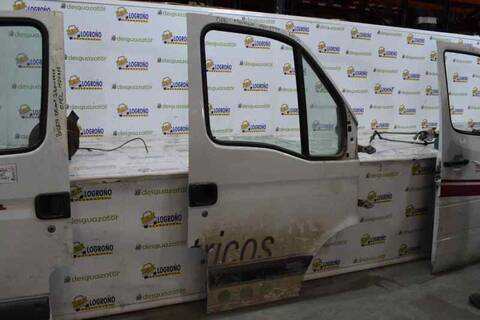 Foto 3ª: Puerta Delantera Derecha Opel Movano 2.8 DTI 114CV [S9W702] (1998)