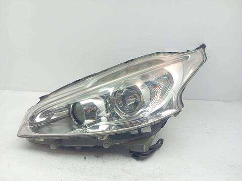 Faro Izquierdo Peugeot 208 ALLURE 114CV 84KW
