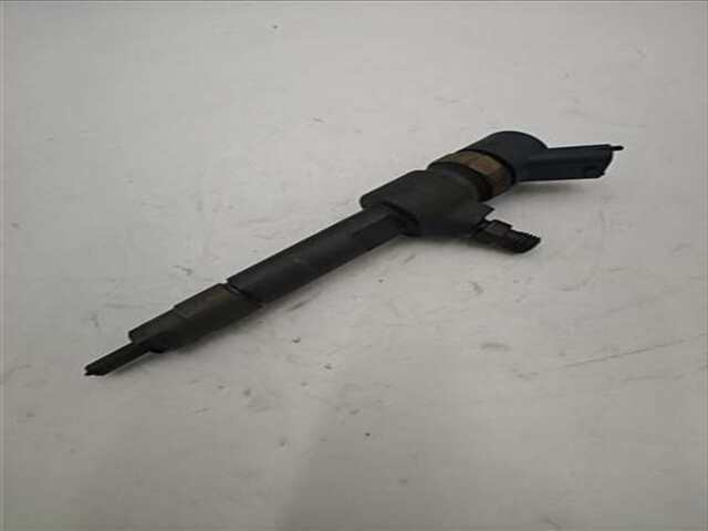 Foto 2ª: Inyectores Opel Zafira 1.9 COSMO [1.9 LTR. - 88 KW CDTI] [Z19DT]