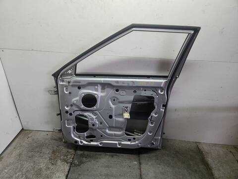 Foto 4ª: Puerta Delantera Derecha Ssangyong Tivoli 120CV 120KW [175950] (2019)