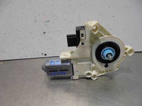 Foto 4ª: Elevalunas Eléctrico Delantero Izquierdo Audi A4 BASICO AVANT 143CV 105KW [CAG] (2008)