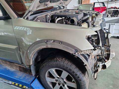 Aleta Delantera Derecha Mitsubishi Montero 3.2 DI-D V88W V98W) 160CV 118KW