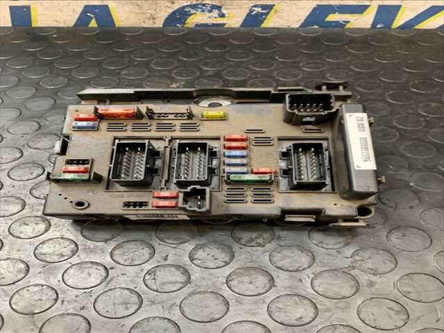 Caja Reles Fusibles Peugeot 307 2.0 HDI