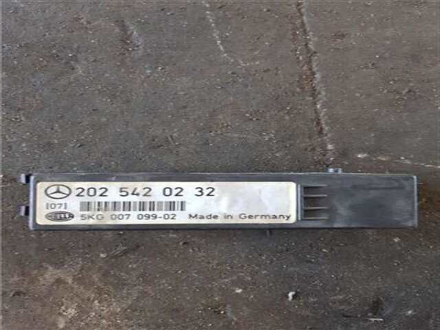 Centralita Motor ECU Mercedes Clase C 160 2.2 220 DIESEL (202.121) [2.2 LTR. - 70 KW DIESEL CAT]