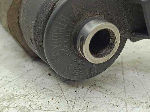 Foto 3ª: Inyectores Bmw X5 3.0D 218CV 160KW [30-6D-1] (2004)