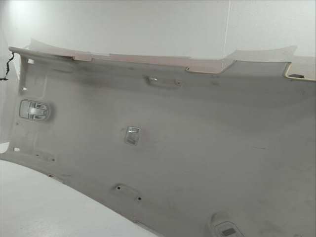 Foto 3ª: Techo Interior Hyundai Tucson ESSENCE BLUEDRIVE 2WD 116CV 85KW [D4FD] (2016)