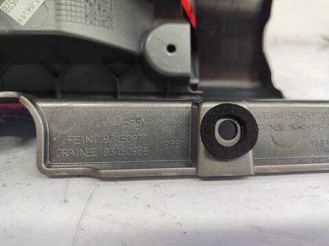 Foto 3ª: Piloto Trasero Derecho Renault Trafic L2H1 29T [R9M452] (2014)