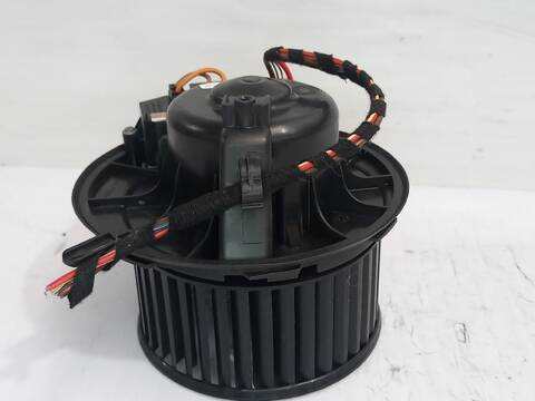 Foto 2ª: Calefacción Volkswagen Passat ADVANCE BLUEMOTION 105CV [CAYC] (2010)