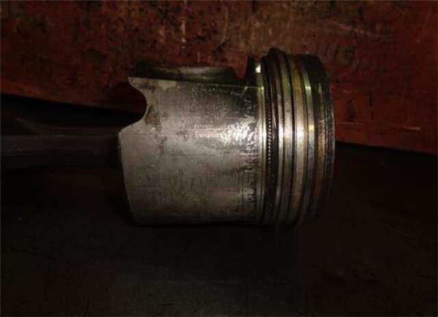 Foto 2ª: Despiece Motor Iveco Daily 29 L 12 V (ALKA41A2. ALLA52A2. ALKA42A2) [F1AE0481B]