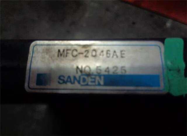 Foto 3ª: Radiador Calefaccion A.A. Toyota Land Cruiser 3.0 TD VX (3-PTAS.) (KZJ90) [3.0 LTR. - 92 KW TURBODIESEL] [1KZT]