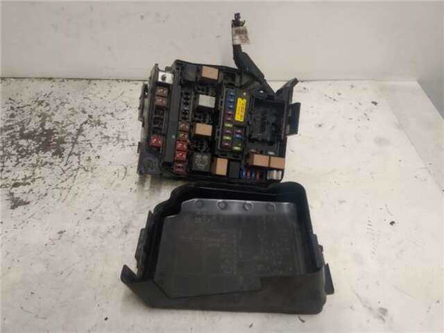 Foto 2ª: Caja Reles Fusibles Kia Ceed 1.4 CONCEPT [1.4 LTR. - 66 KW CRDI CAT] (JD)(2012) [D4FC]