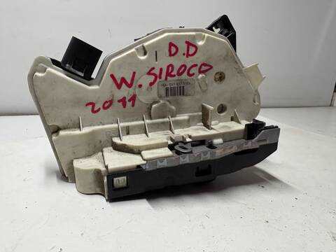 Cerradura Puerta Delantera Derecha Volkswagen Scirocco CBD