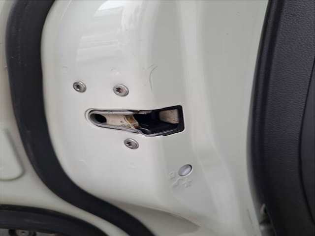 Cerradura Puerta Trasera Izquierda Jeep Renegade LIMITED 4X4 170CV 125KW
