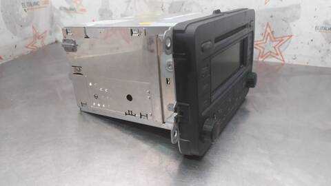 Foto 2ª: Sistema Audio Radio CD Volkswagen Caddy FURGON 105CV 77KW [BJB] (2005)